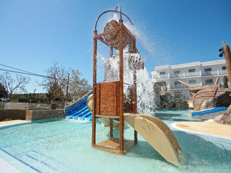 Pirates Village Santa Ponsa Exterior photo